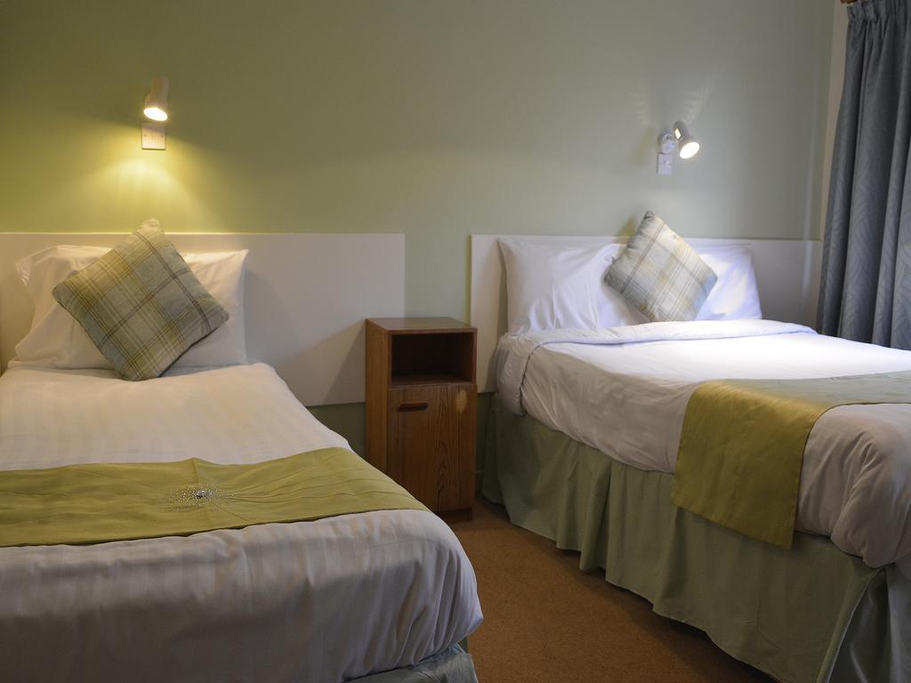 Killarney Peaks Guesthouse Bagian luar foto