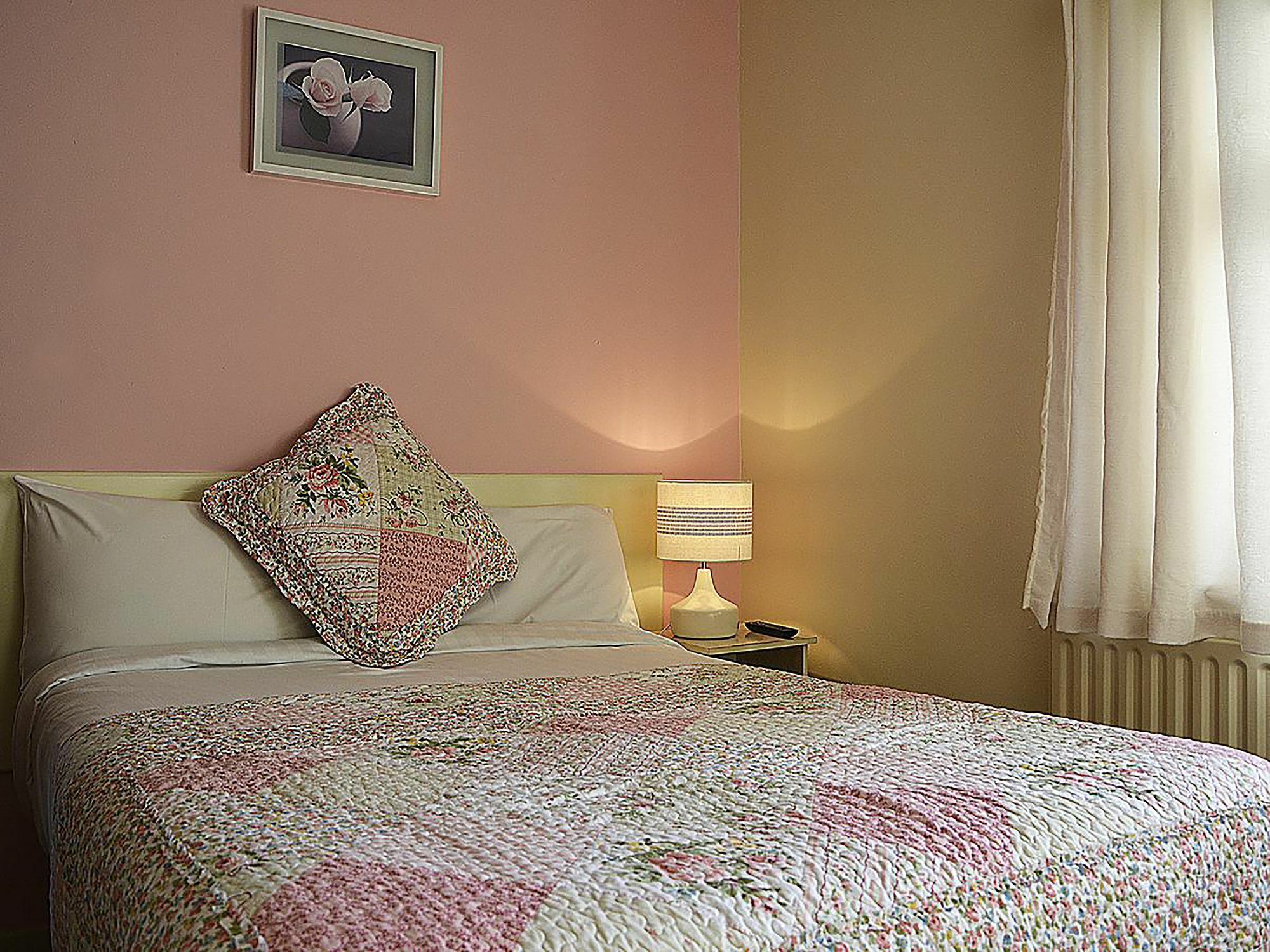 Killarney Peaks Guesthouse Bagian luar foto